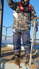 22인승 고성진양호 현재 어구가자미조황입니다 사진